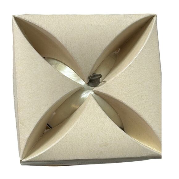 US Navy Collectible Christmas Ornament "Proud to Serve" NIB - Picture 5 of 9